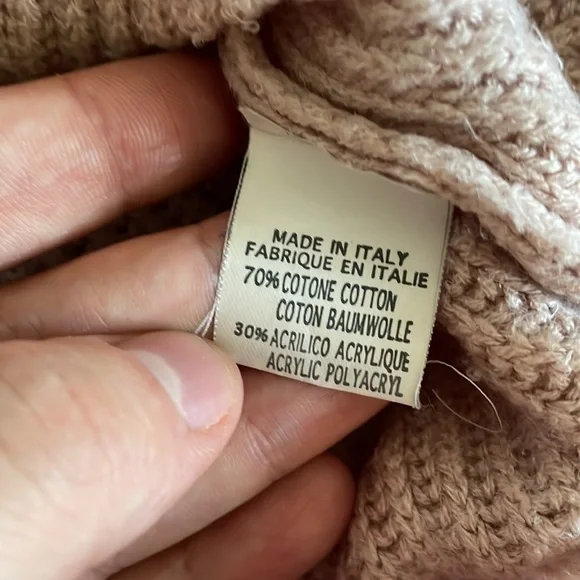 Brandy Melville summer knit sweater in rose pink - Picture 5 of 10